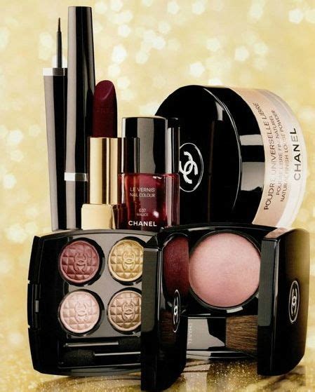 chanel noel 2017 makeup|Chanel makeup look 2017.